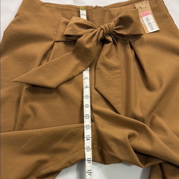 Daniel Cremieux Brown Capris with Tie Waist - Picture 6 of 8